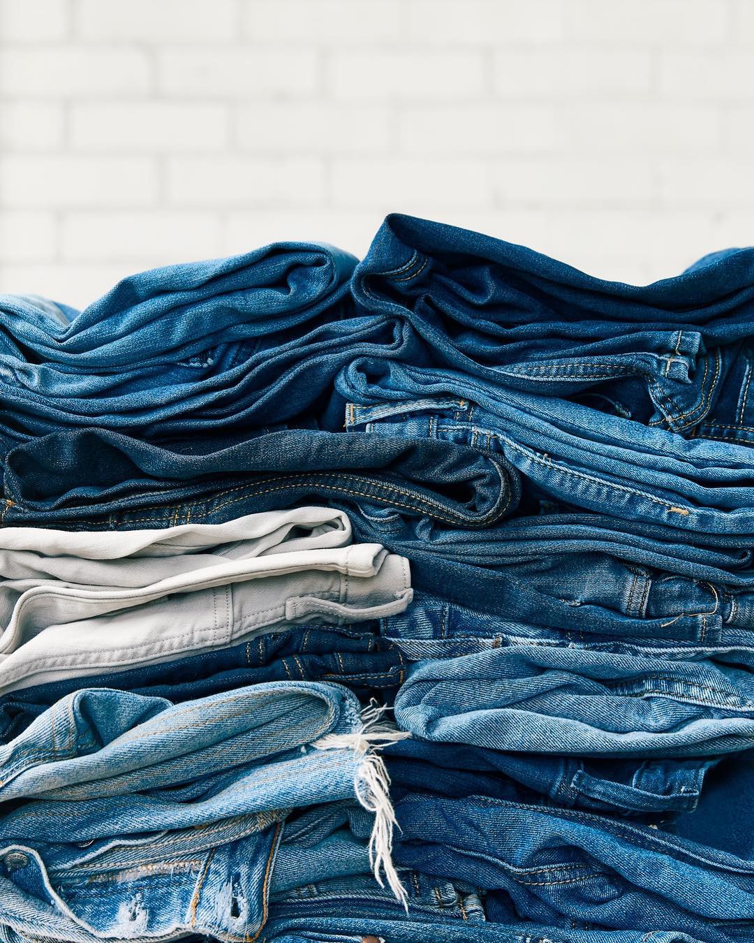 Go green with your jeans! @beijaflorjeans has partnered with ...